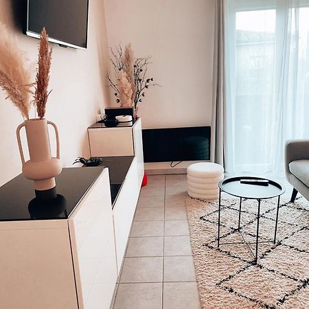 Apartmán Elegant T2 Blagnac - Parking -Aeroport-Airbus- Meett Exteriér fotografie